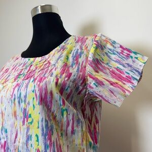 Scrub Works Color Splash Print Top (Size S)